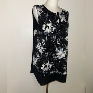 ▪️Paraphrase Split V-Neck Top▪️